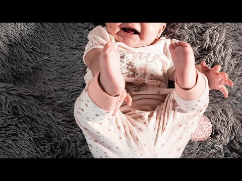 مراحل نمو طفل متلازمة داون بعد شهرين ثلاث أشهر الشهقة والإرتجاع نوع الحليب المناسب