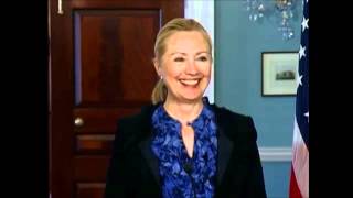 Hillary Clinton Giggles During Press Conference