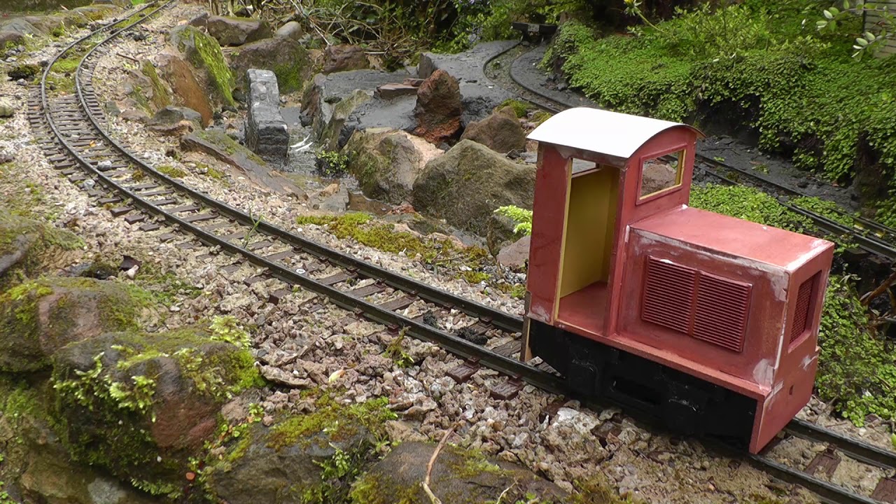 Peckforton Light Railway - HGLW build - YouTube