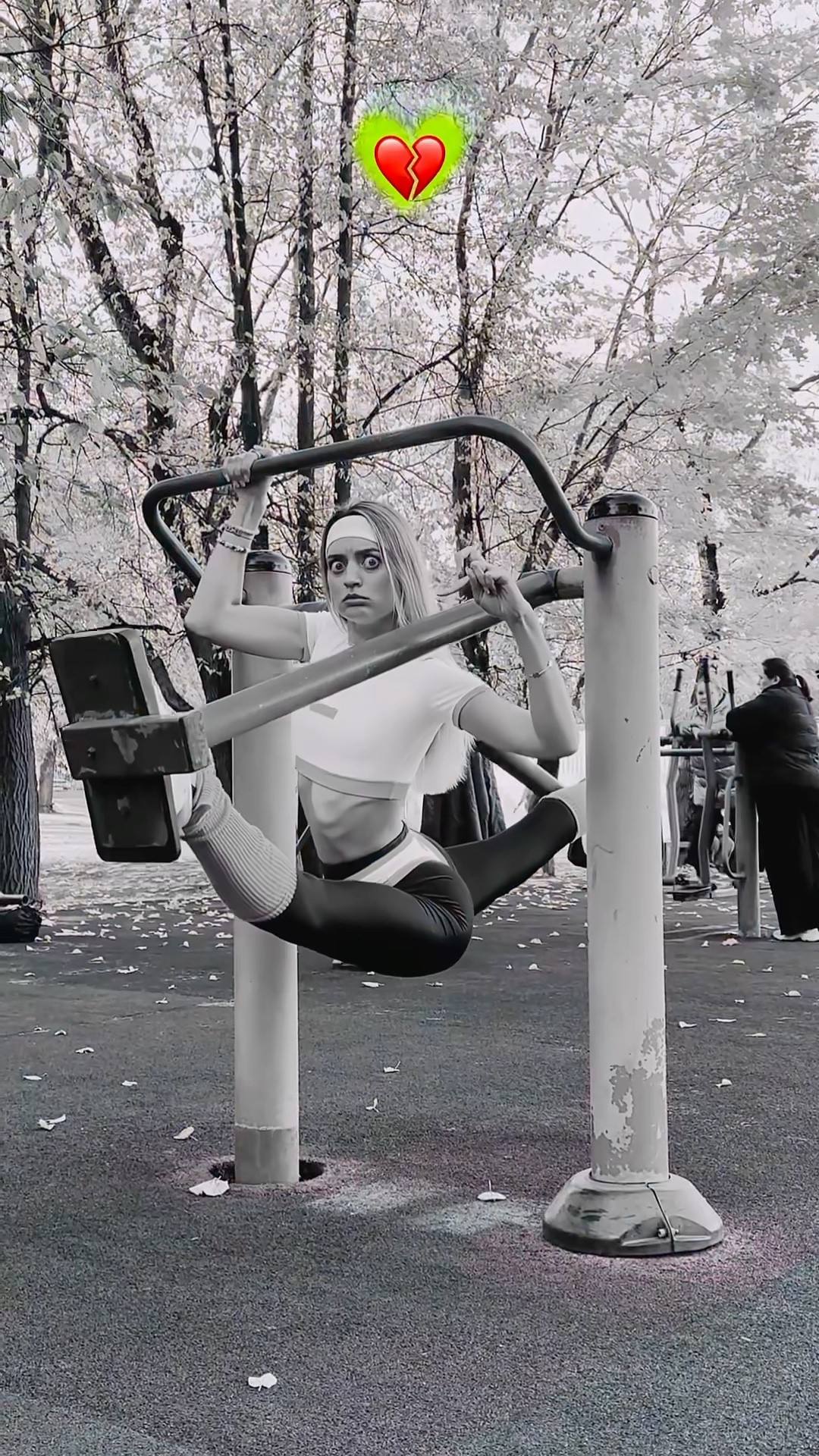 Rate my flexibility 1-10 ???‍♀️?