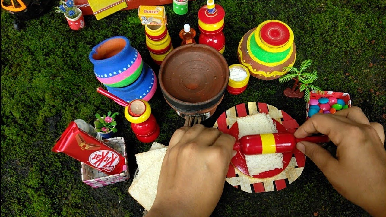 KITKAT BREAD ROLL 🤤/5 MINUTES EVENING SNACK RECIPE /CRISPY & TASTY