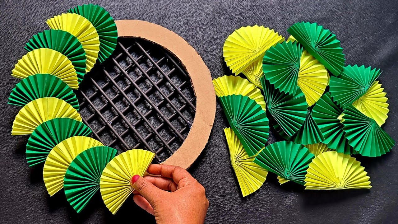 Beautiful Paper Wall Decoration Ideas Easy Paper Craft For Home Decor beautiful-paper-wall-decoration-ideas-easy-paper-craft-for-home-decor