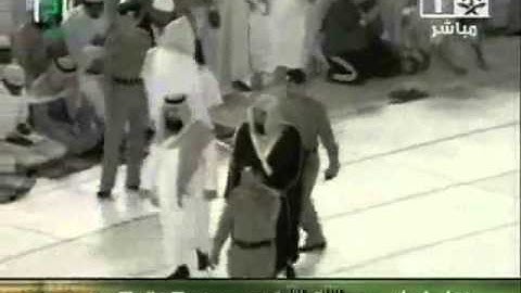 خشوع وبكاء الشيخ سعود الشريم . سورة الإنسان