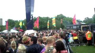 LOVEBOX 2011 RELENTLESS TENT