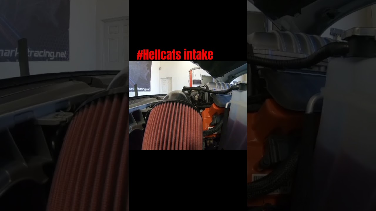 Spraying nos in 1000whp hellcats intake while on Dyno must watch