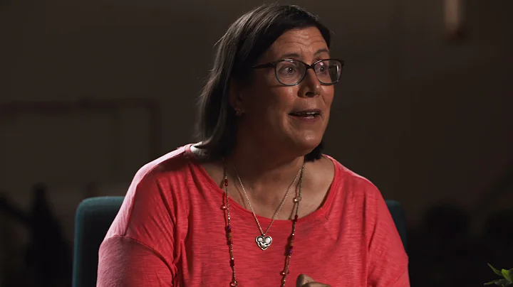 Lynda Rozell discusses her latest book on Walk in ...