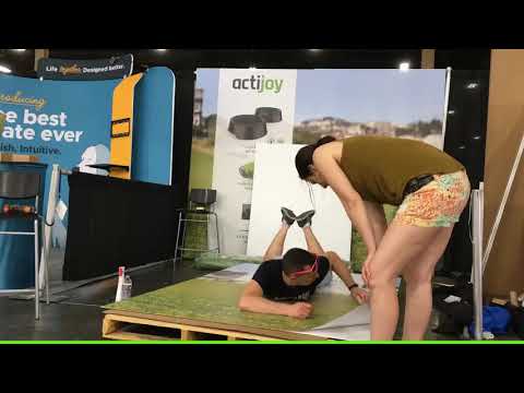 How Actijoy built the booth for SuperZoo 2018! - video from Actijoy