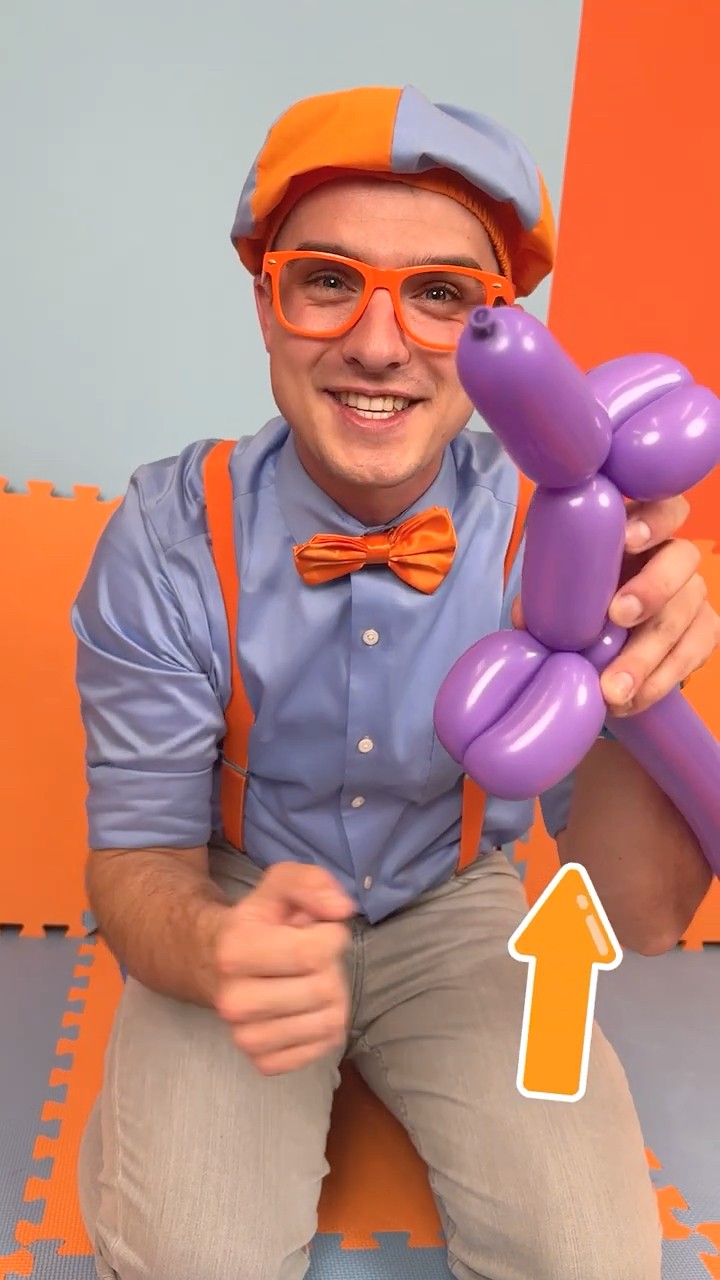 Blippi's BALLOON Animal Hack! DIY Balloon Dog! #blippi #shorts