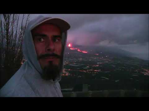 La Palma new earthquake. The volcano is getting stronger. Another city is evacuated. Canary islands