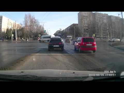 Чебоксары массовое нарушение ПДД. Видимо камеры не работают
