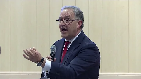 Rotterdam Mayor Ahmed Aboutaleb: "I see too many M...