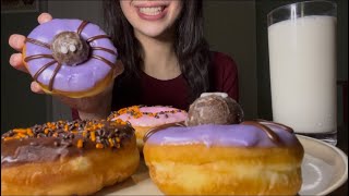 ASMR HALLOWEEN DONUTS WITH MILK *SOFT EATING SOUNDS*🎃👻