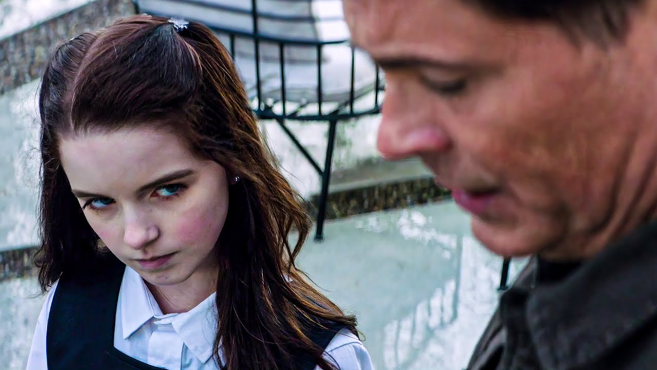 Father Thinks His Sweet Daughter Is Innocent, But She’s a Real Psycho Killer