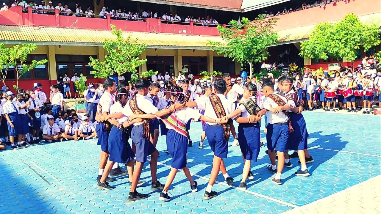 TARIAN LEGO-LEGO BUDAYA ALOR - Taramiti Tominuku | SMPN 1 Kupang - HUT RI KE 77 - MERDEKA BELAJAR