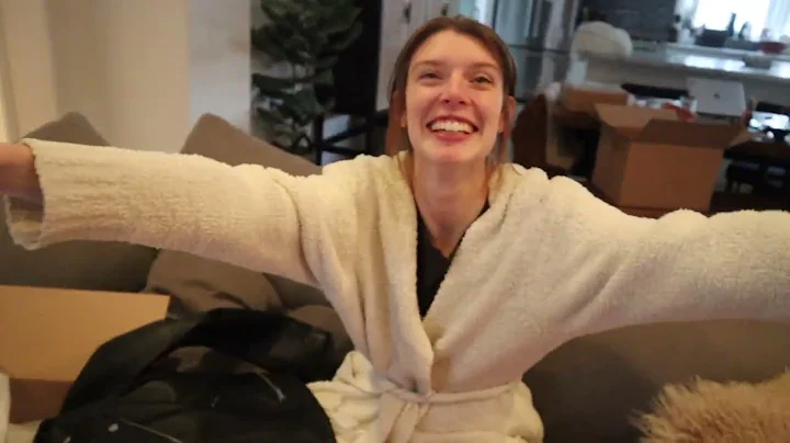 exchanging christmas presents with my husband! (vl...