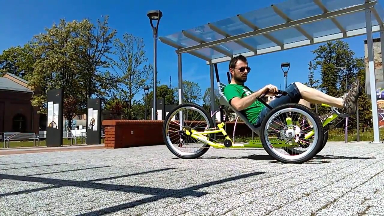 Rower poziomy trójkołowy. YouTube