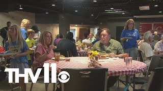 North Little Rock cafe celebrates 1 year of giving