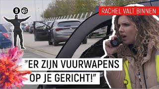 MET DE MARECHAUSSEE TERRORISTEN AANHOUDEN! | Rachel valt Binnen | seizoen 2 #3 | NPO Zapp