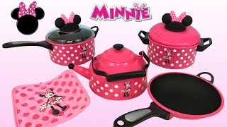 Making Breakfast and Dinner with Minnie Mouse Cooking Set Pretend Play Set | Kids Station