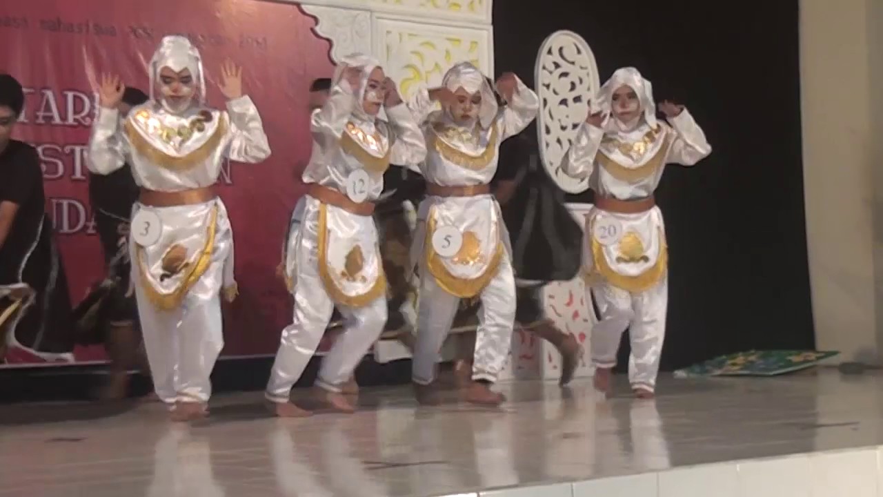 Hewan Elang rakus dan kelinci cerdik - D3 