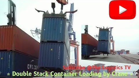 Mobile Harbor Crane Loading Double Stack Container On Vessel @TheLogisticsTV #crane #terminal