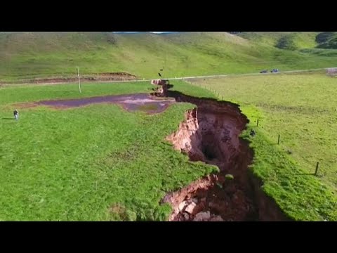 Vídeo: Una Enorme Grieta En Nueva Zelanda Reveló Al Mundo Capas Volcánicas De 60 Mil Años De Antigüedad - Vista Alternativa