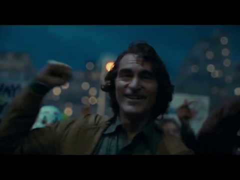 joker-2019-movie-best-scenes-joaquin-phoenix