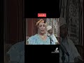 جدتي كانت تقولنا من بكري كانت عدنا لحياء و الحشمة مش كيما دورك شوفو شغلامونتي زمان محلى فمه للبوسات 