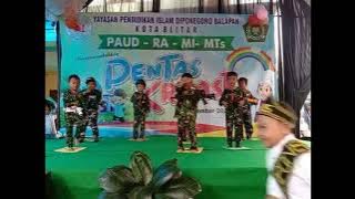 TARI LAGU KOMANDO LATIHAN PERTEMPURAN