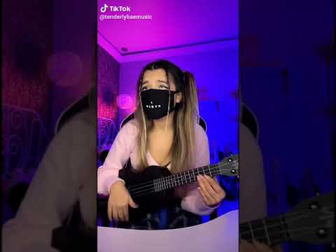 Зачем ты раздеваешься, я так хочу сказать о том что ты... женским голосом (tenderlybaemusic)