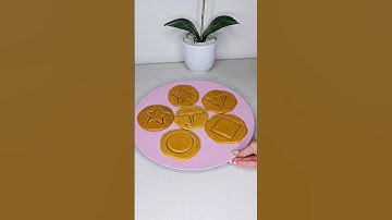 Making Dalgona candy for the first time - Squid Game Challenge