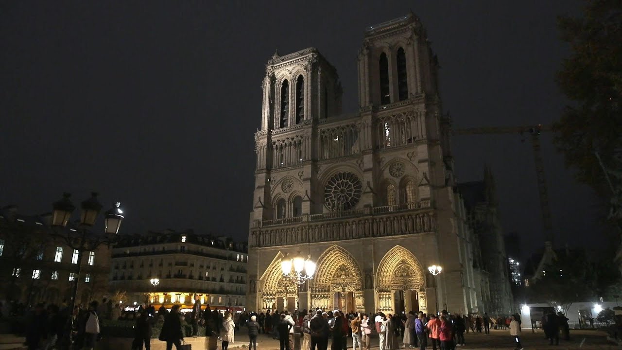 Dix ans du 13-Novembre: Notre-Dame de Paris fait sonner ses cloches | AFP Images