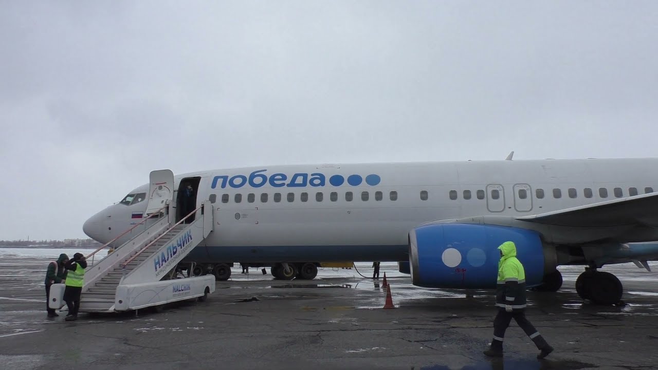 Авиарейсы нальчик. Боинг 737-800 победа. Самолет победаboeing 737-800. Boeing 737 победа. Боинг 737-800 победа Внуково.