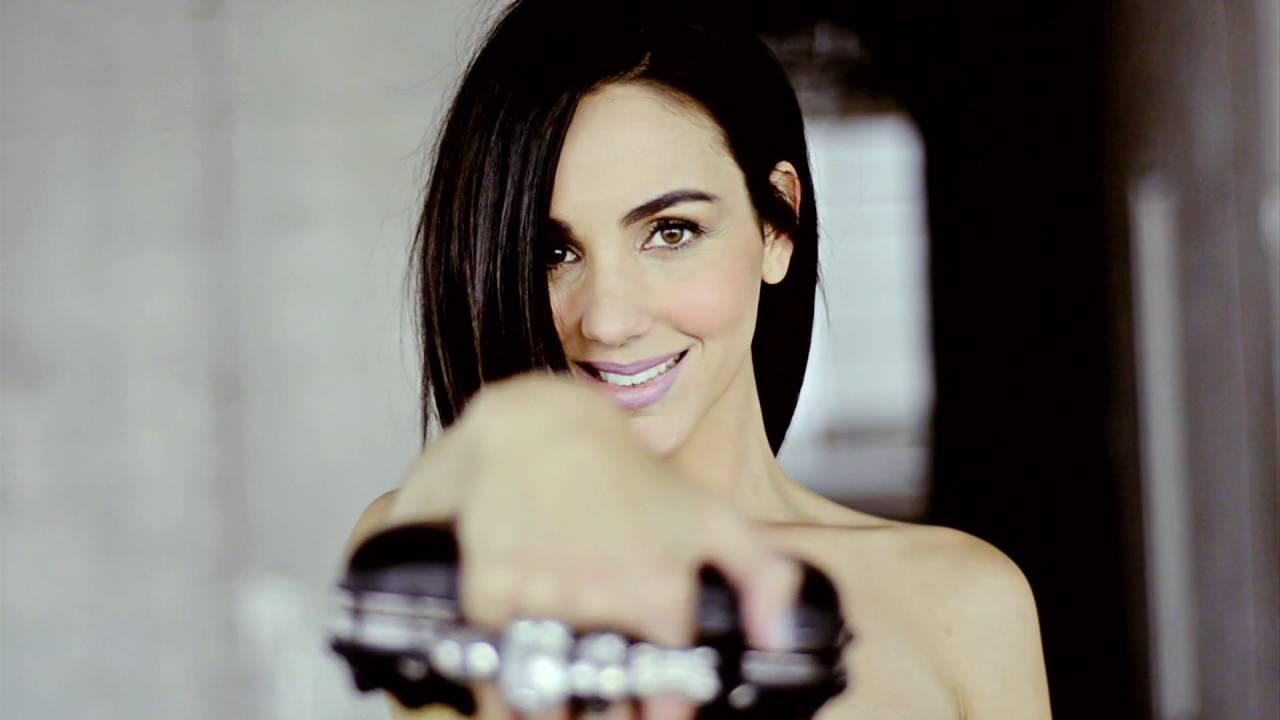 ¡Looks para resaltar tus curvas!/ Dress Code