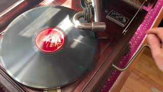 Caruso: Addio mia bella Napoli. Original 78 rpm shellac played on a 1918 Victrola