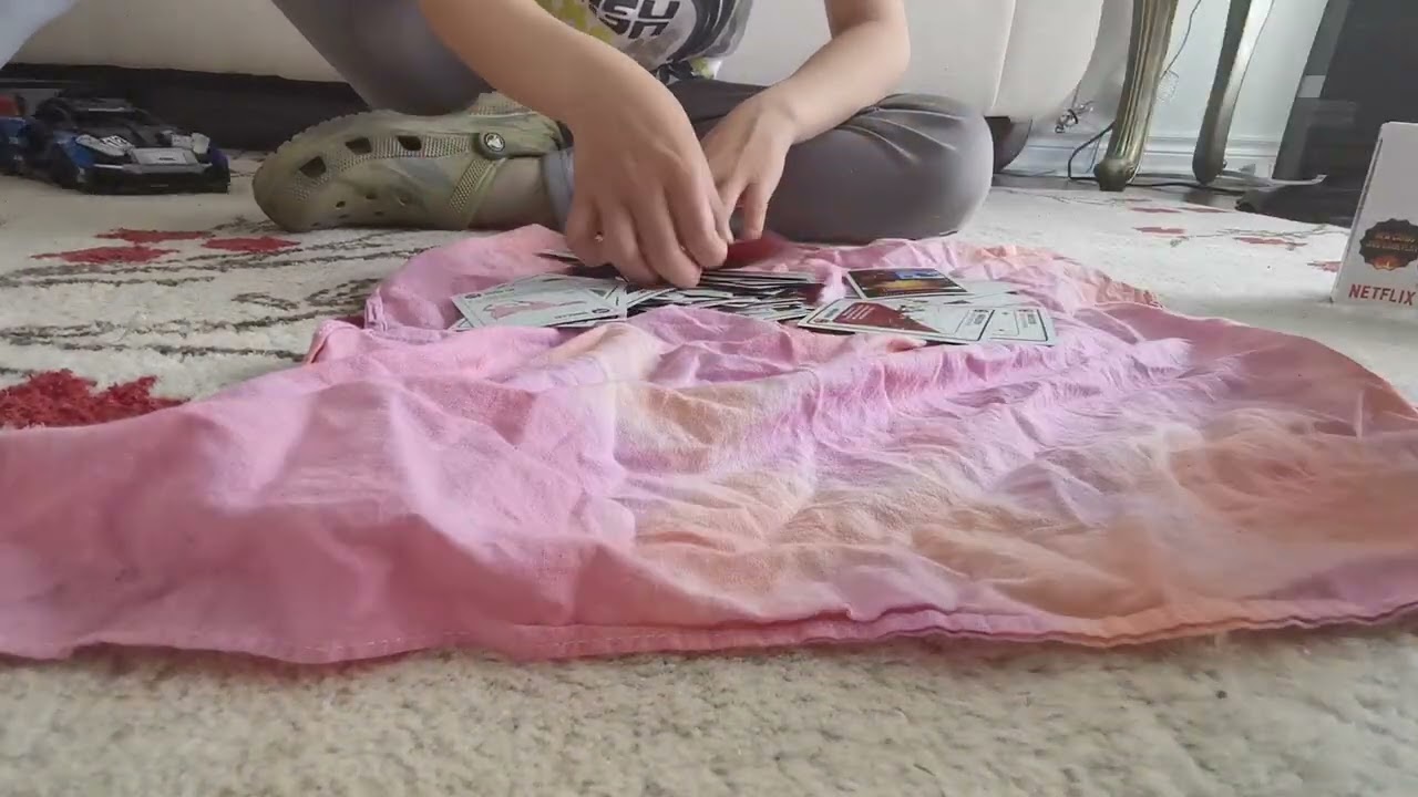 Exploding kittens good VS evil