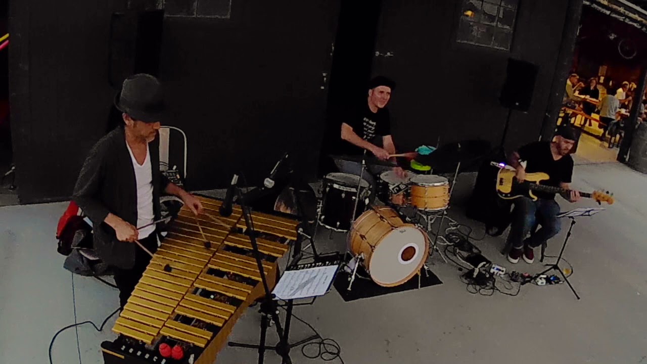 Daniel Jodocy, Ben Zwerin and Yusuke Yamamoto trio live