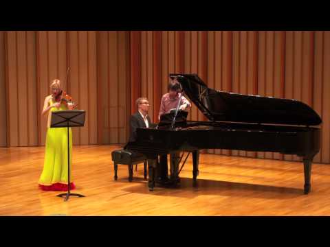 Katia Popov and Anton Smirnoff:   Dmitri Shostakovich, Preludes Op. 34, (1932-1933)