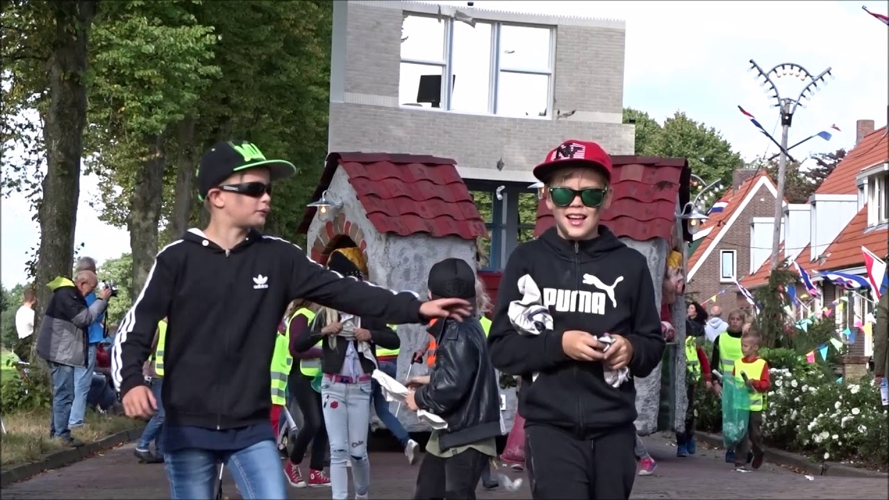 Allegorische optocht St Nicolaasga 07-09-2017