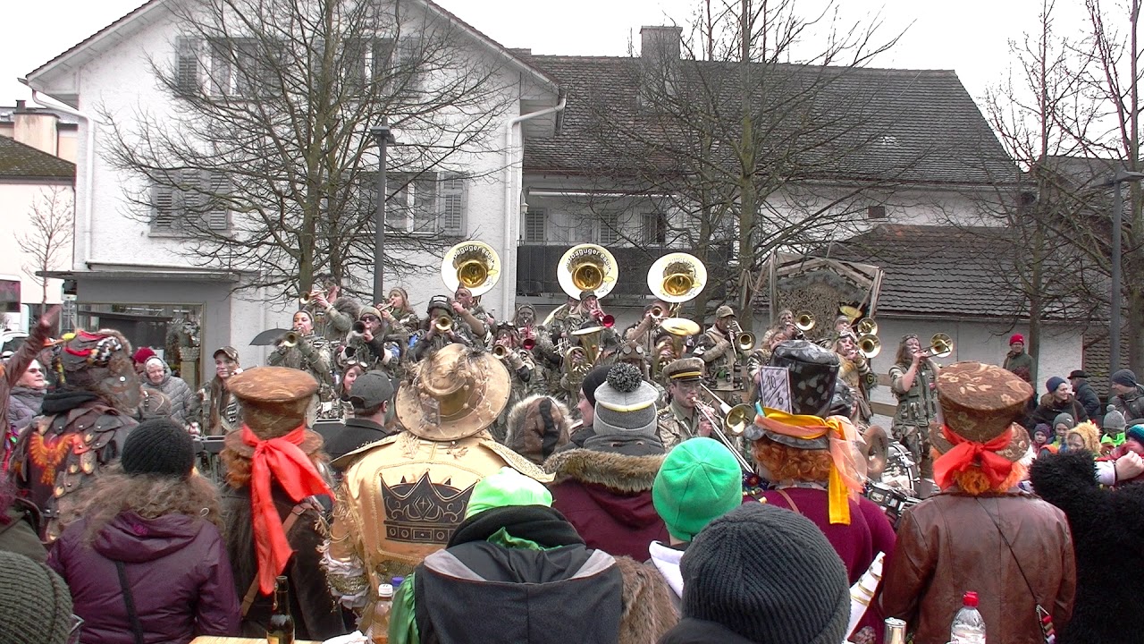 Tuarbaguger Eschen - Don't Gimme That (The BossHoss)