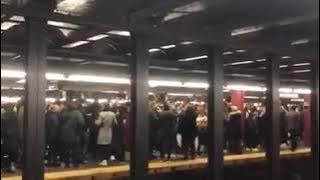 Dancing on my own - Robyn - New York City subway