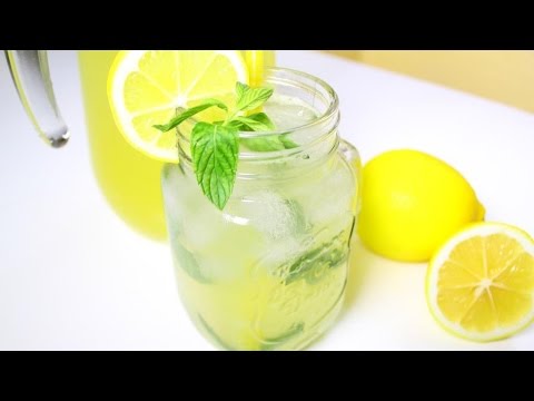 Видео рецепт Лимонад из газированной воды и лимона