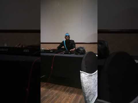 master-kg---skeleton-move-(remix)