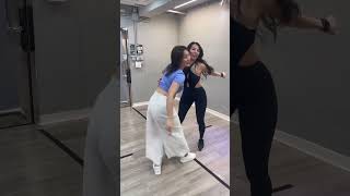 Romeo Santos: Boomerang 💃🏻 Bachata social dance with a female lead 🤩 Avril & Karen 🇭🇰 Hong Kong