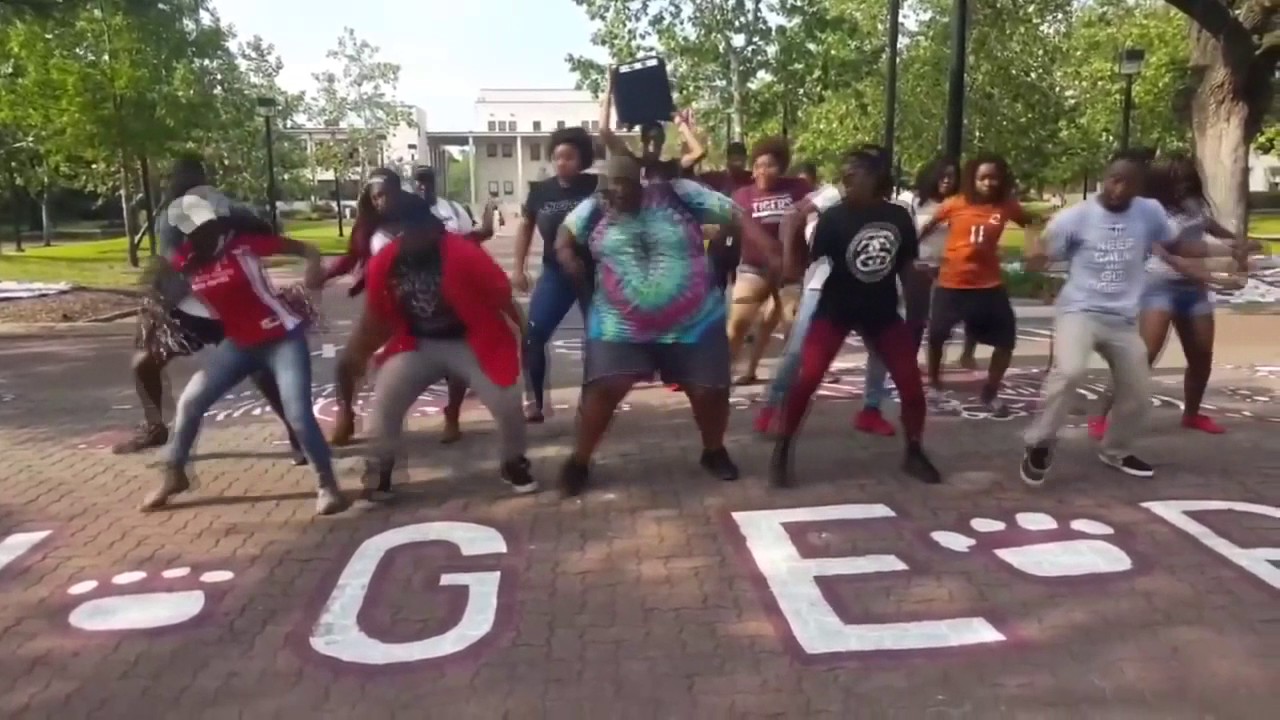 OISHII - UP UP MT. CAKE DANCE