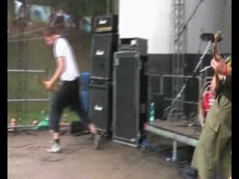 BLOOD I BLEED live at Obscene Extreme 2008