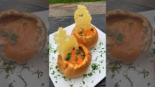 The Perfect Mini Tomato Soup Bread Bowls ?