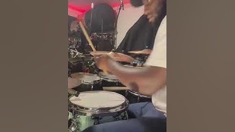 Josh Foster 80’s Intro