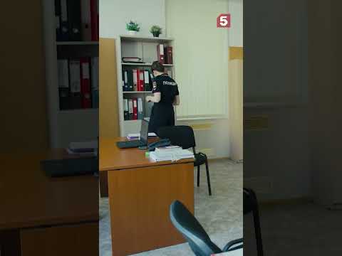 Почему у нас такие фамилии #пятыйканал #юмор #приколы #лучшиефильмы #детектив #кино