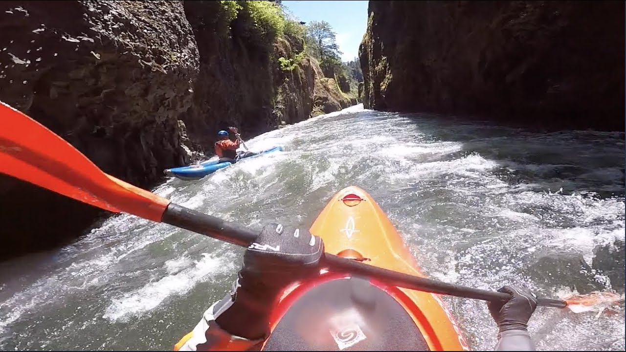 White Salmon River Kayaking - The Narrows (lower)